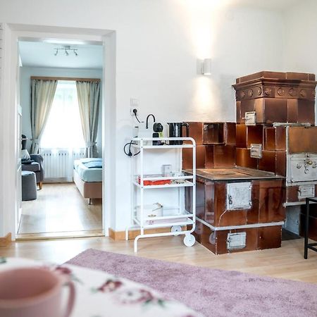 Family Hideaway Mit Baby- Und Kleinkindausstattung Διαμέρισμα Χάλστατ Εξωτερικό φωτογραφία